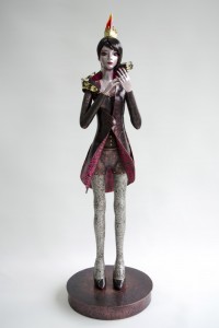 悋気 Jealousy 2014 銅、ガラス、金属箔粉 copper, glass, metal foil, metal powder H720× W250 × D250 mm Maya’s 鍛金・ガラス造形作家　若林　真耶 Metal & Glass Artist Maya Wakabayashi001