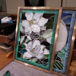 木蓮とカラーのステンドグラス　半田付け修了