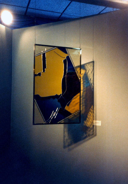 フラジールアート1983　学生のステンドグラス自立パネル部門で1位入賞　Fragile Art 1983 San Diego CA. USA　Vis-a-Vis.