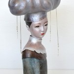 雨に想ふ：Feeling You in the Rain　2012　銅、銀、ステンレス、ガラス、金属箔粉　W225 × D130 × H330 mm　(C)Maya’s　鍛金・ガラス造形作家　若林　真耶